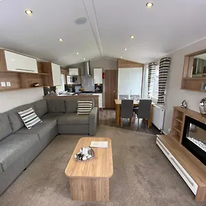  Holiday home 6 Berth Beautiful Caravan